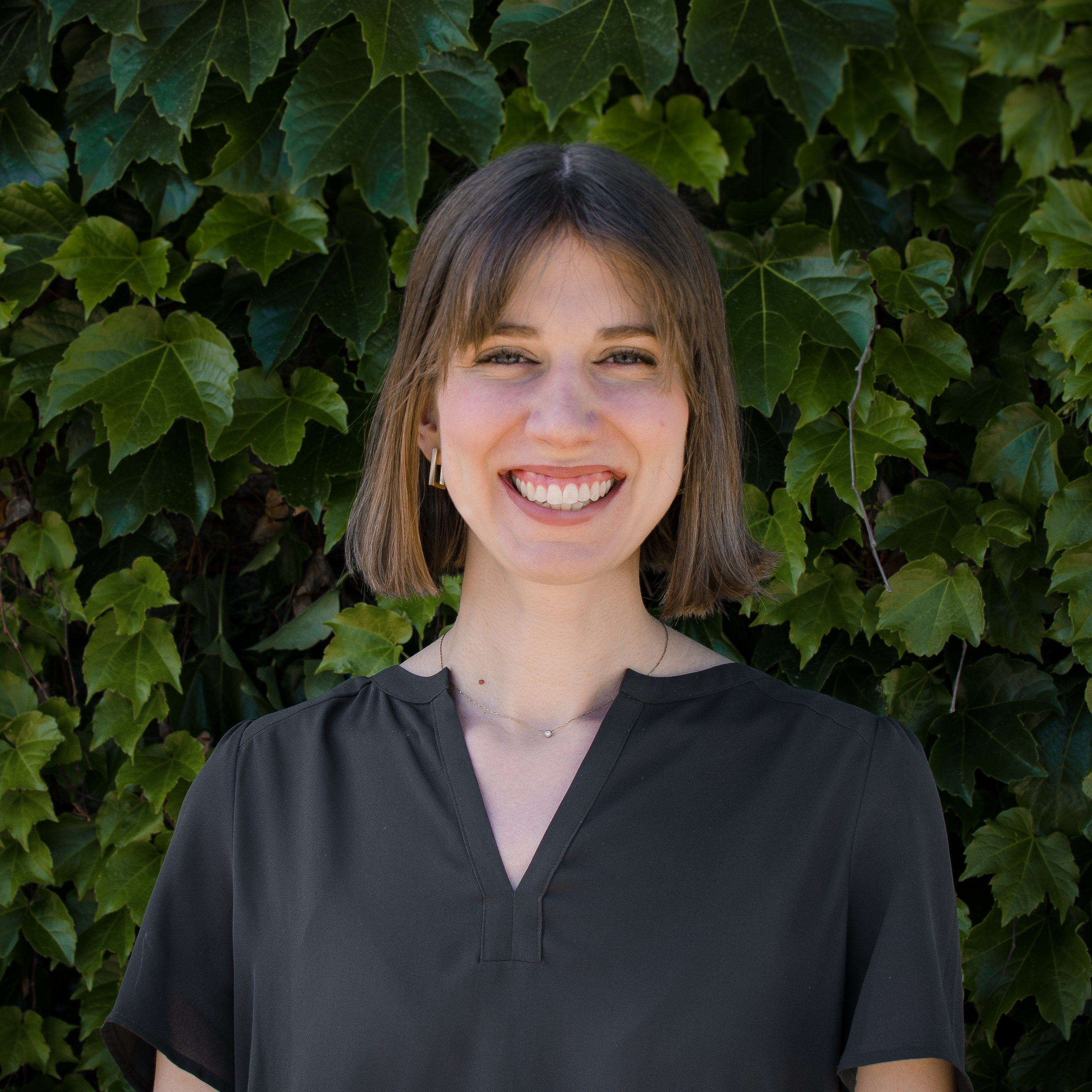 Katie Miller headshot