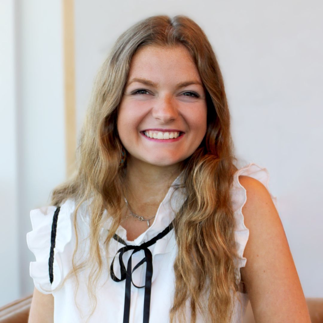 Headshot of Kelsey Miller